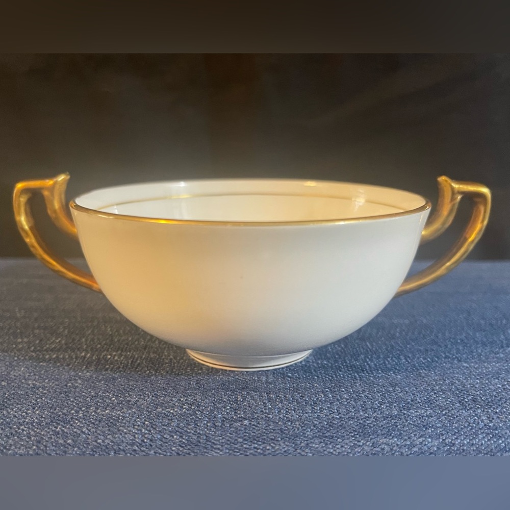 Mintons Bullion Cup   White with Gold Handles and Accents